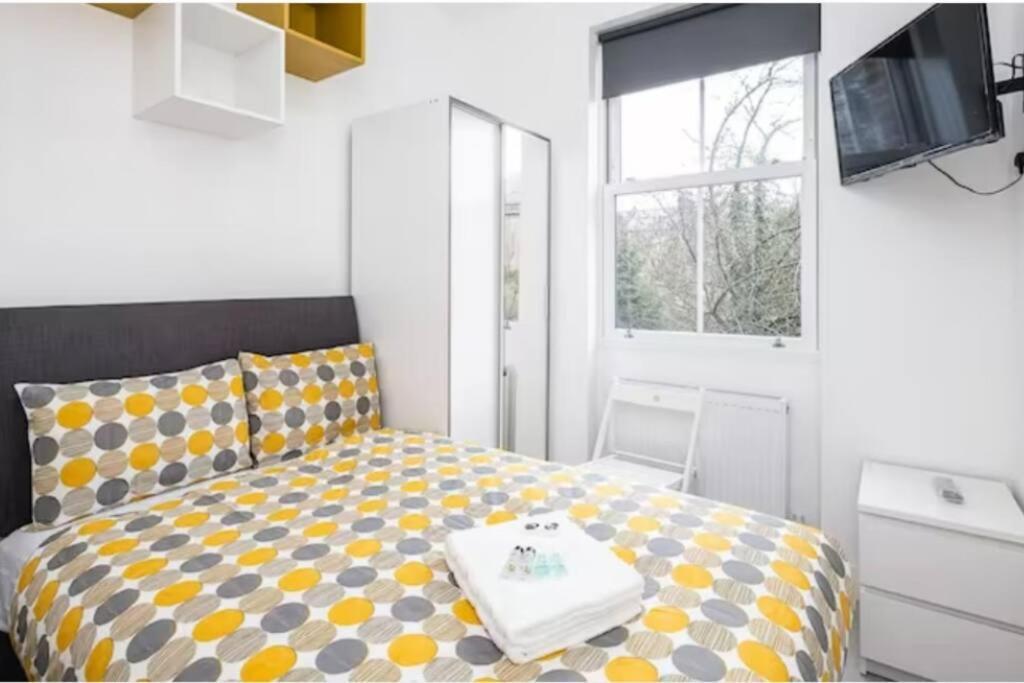 Great Location Service And Stay Double Ensuite Room With Shared Kitchen- 5Mins Walk From Tufnell Park Лондон Экстерьер фото